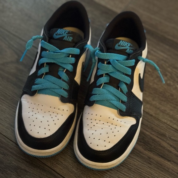 Nike air jordan 1 retro low - Picture 3 of 3